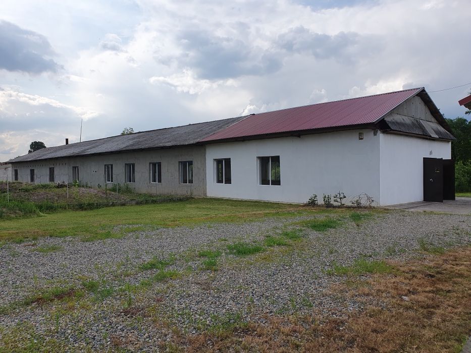 Hală 625 m.p.+ casă 90 m.p.