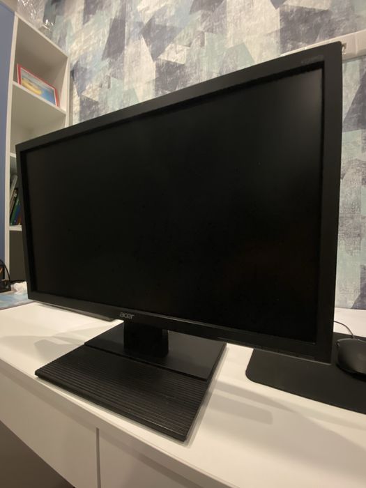 Продаю монитор в хорошем состоянии