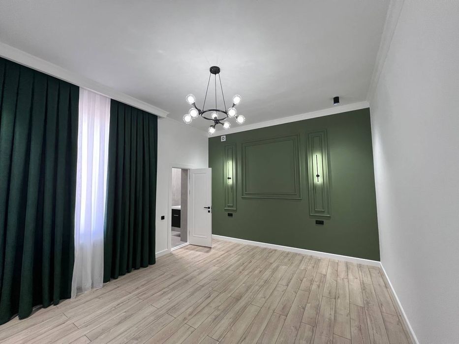 Хасанбой 2,7 сотих 2 этаж 6 хона ховли сотилади