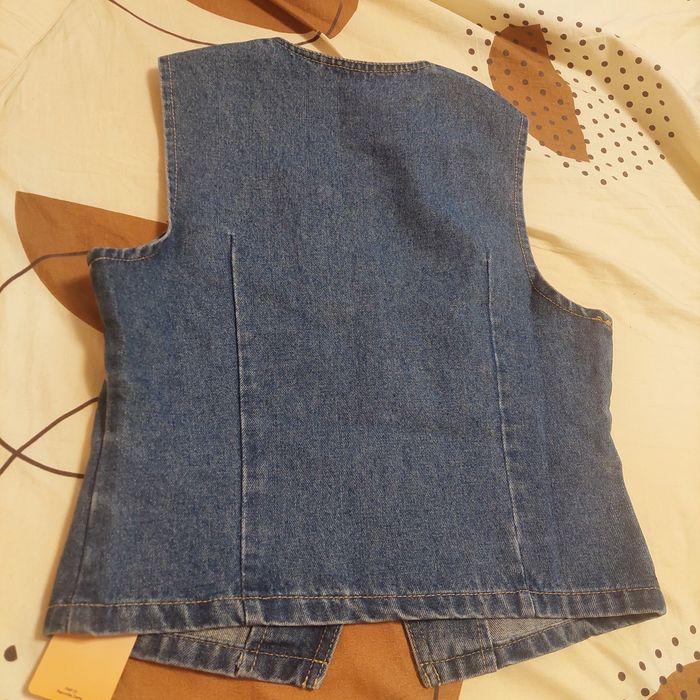 Vesta blugi marime xs