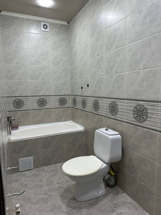 Yonimizada metro astanofkasi bor roxat krug