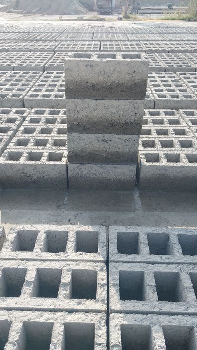 Jomboy shlaka blok