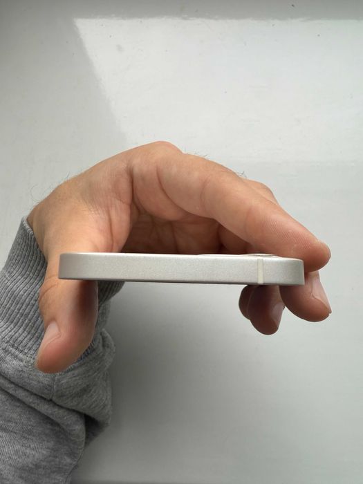 iPhone 12 128GB Бял - Отлично състояние, отключен, с кутия