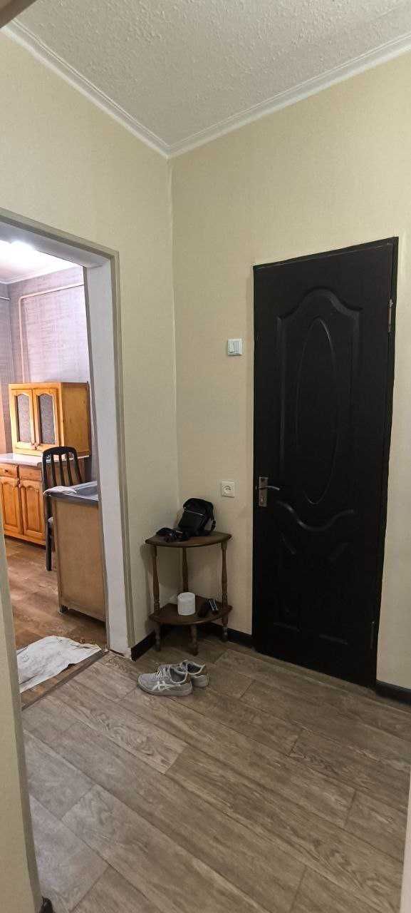 срочно квартира продаётся 1/4/4 - 34 м2  Массив Куйлюк 3