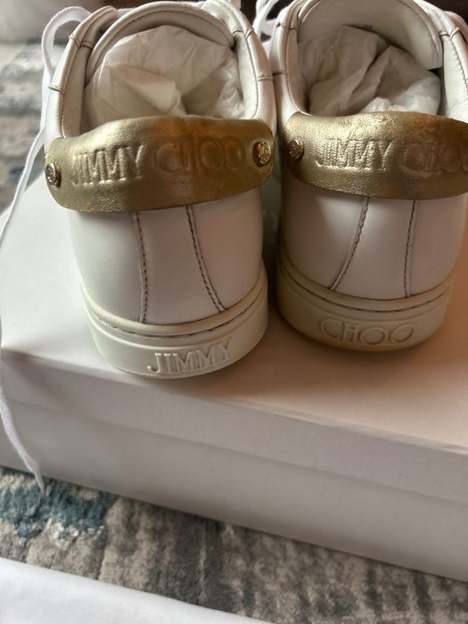 adidasi jimmy choo aproape noi