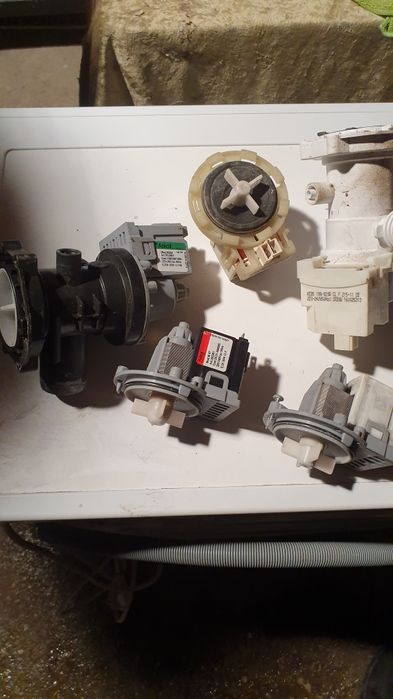 Pompa evacuare mașina de spălat