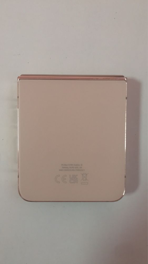 Samaung Z Flip4 255gb