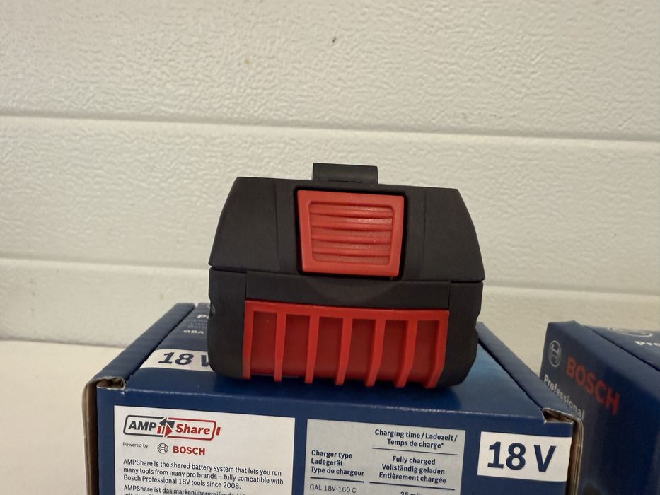 Акумулаторна батерия Bosch 18v 4.0Ah