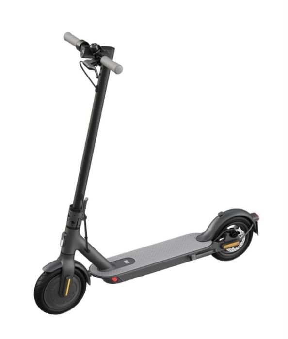 Trotineta electrica Xiaomi Mi Electric Scooter Essential