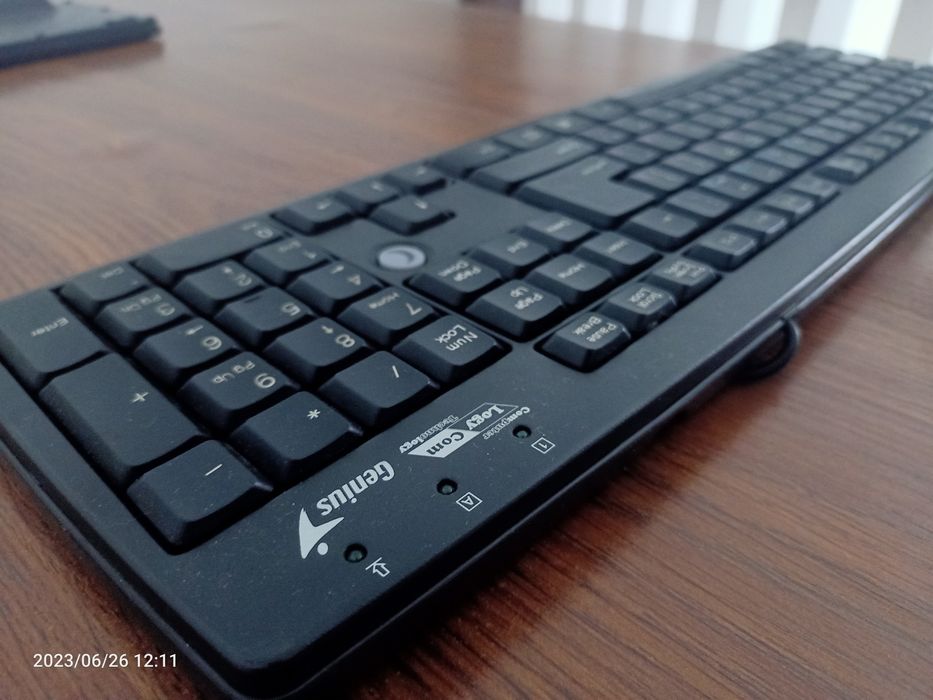 Клавиатура Genius