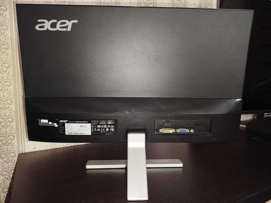 Монитор aser RT240Y