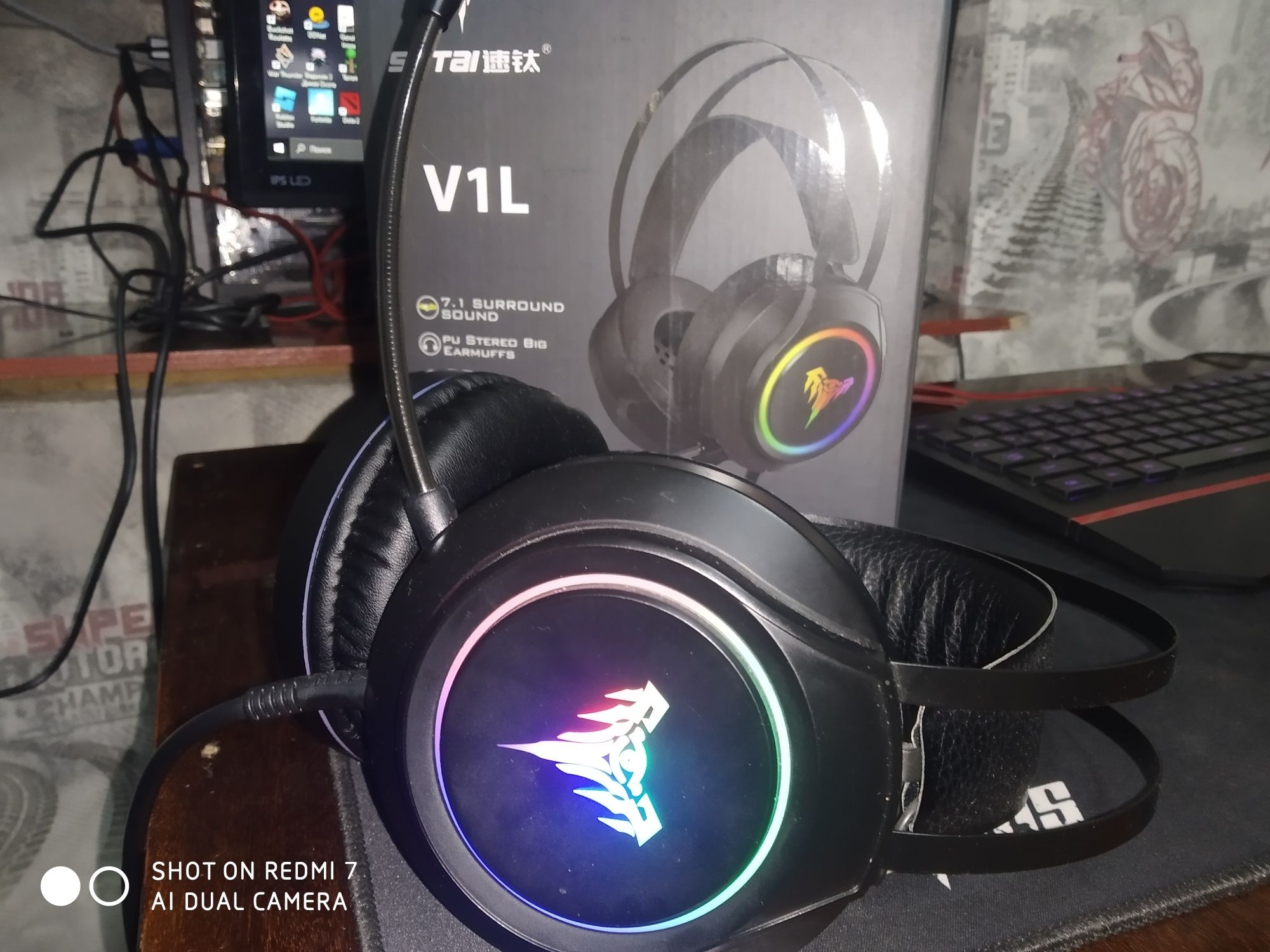 Продам игровые наушники новые