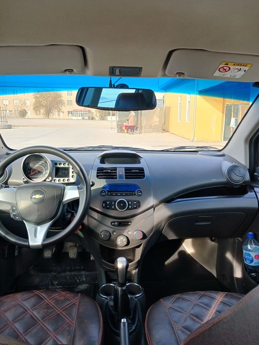 Chevrolet Spark sotiladi