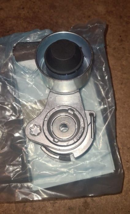 Натяжитель навесного оборудования BMW x6n54