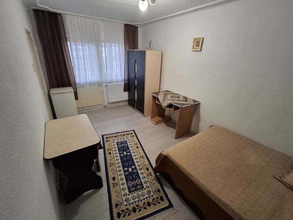 Garsoniera de inchiriat