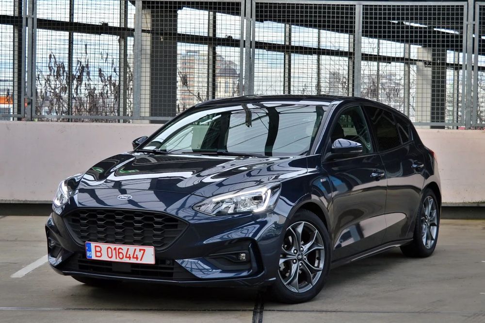 Ford Focus Ford Focus ST Line Hybrid ( MHEV ) Garantie Finantare