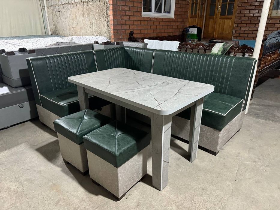 Продаётся новые кухоные уголки