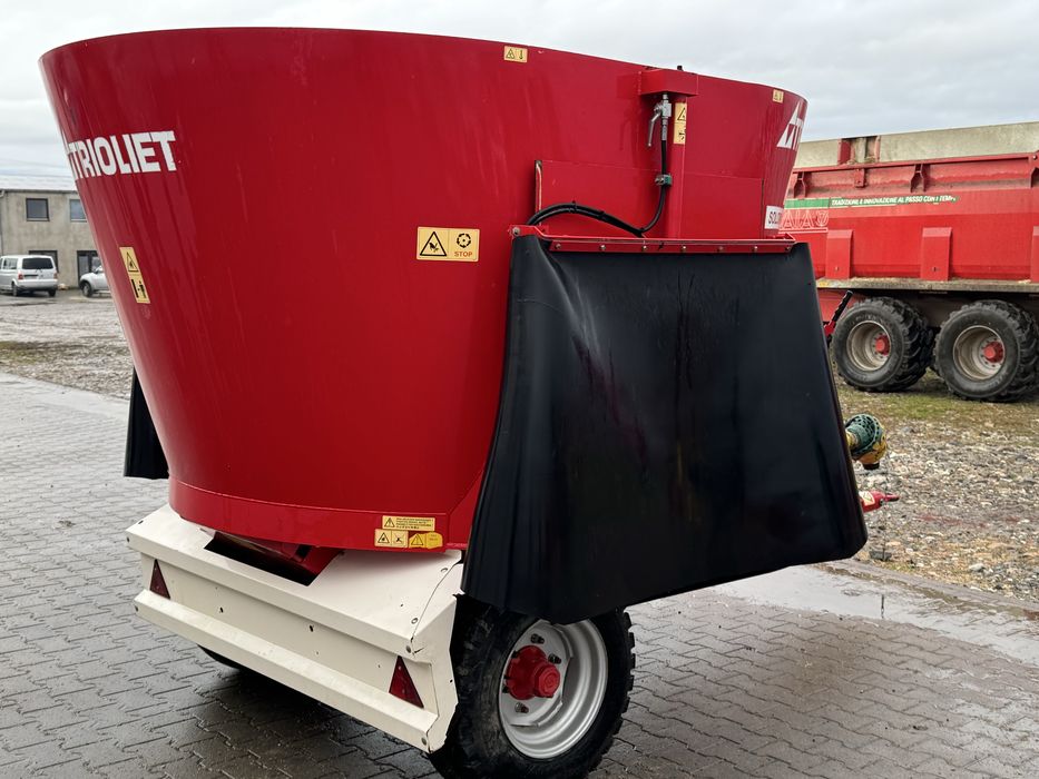 Remorca tehnologică / furajera Siloking /Trioliet Solomix 1-500