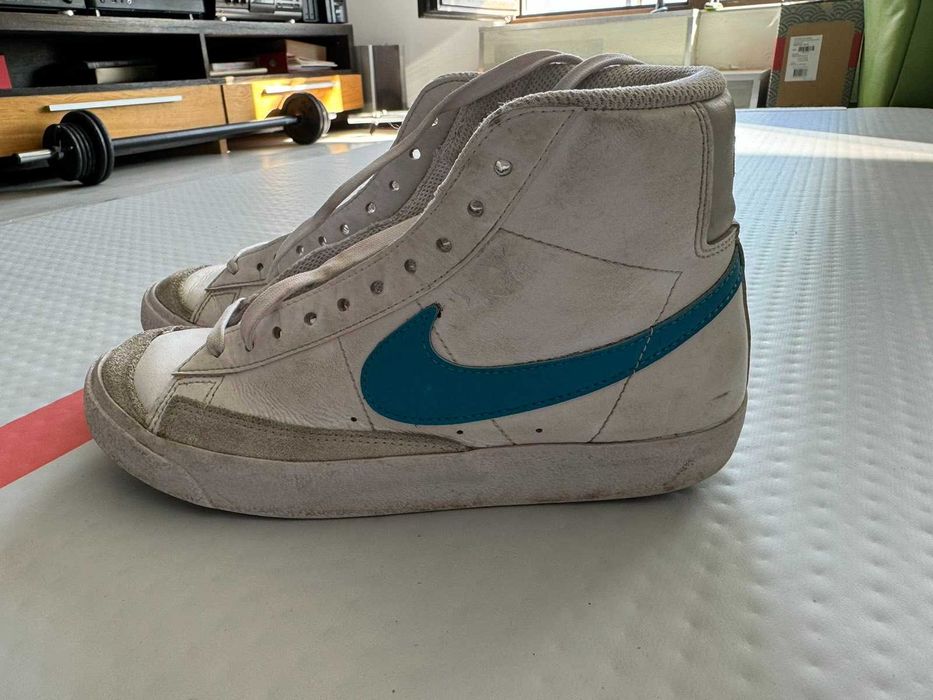 маратонки nike 37