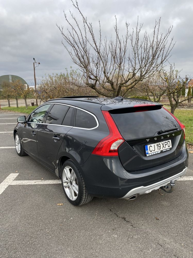 Volvo V60 D3 2.0 diesel 5 cilindrii