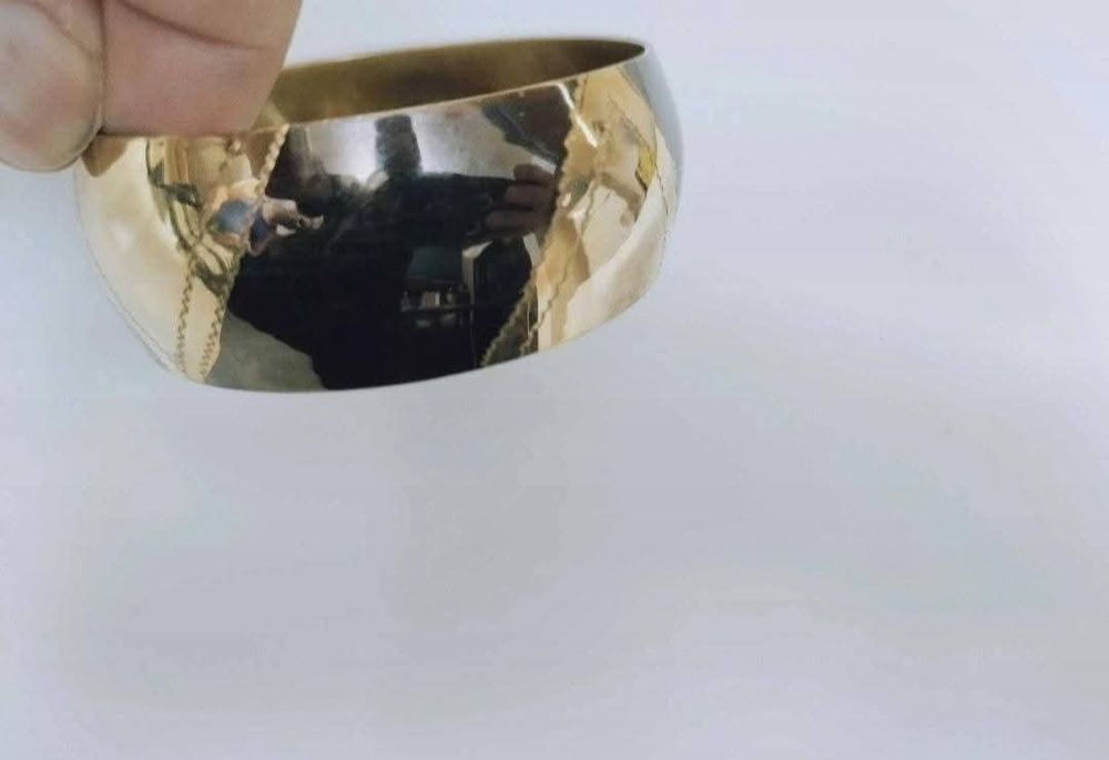 Veche bratara fixa de alama