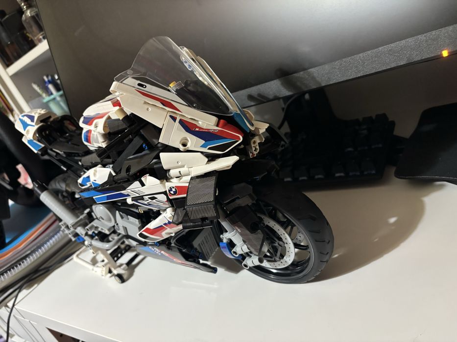 Vand bmw s1000rr lego tehnic identic facut