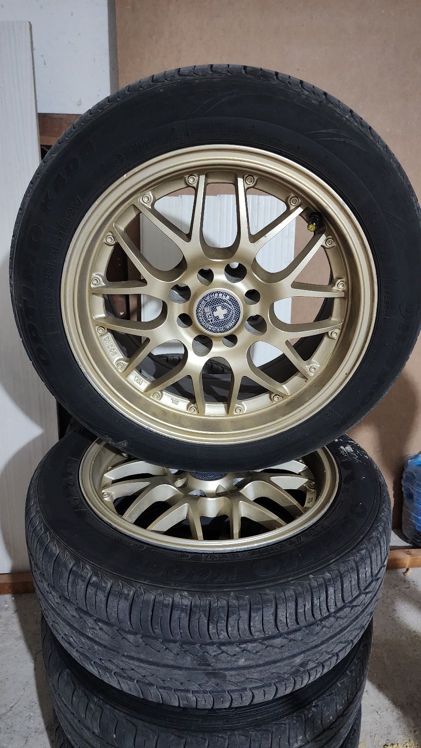Срочно из лёгкогосплава диски R 15.