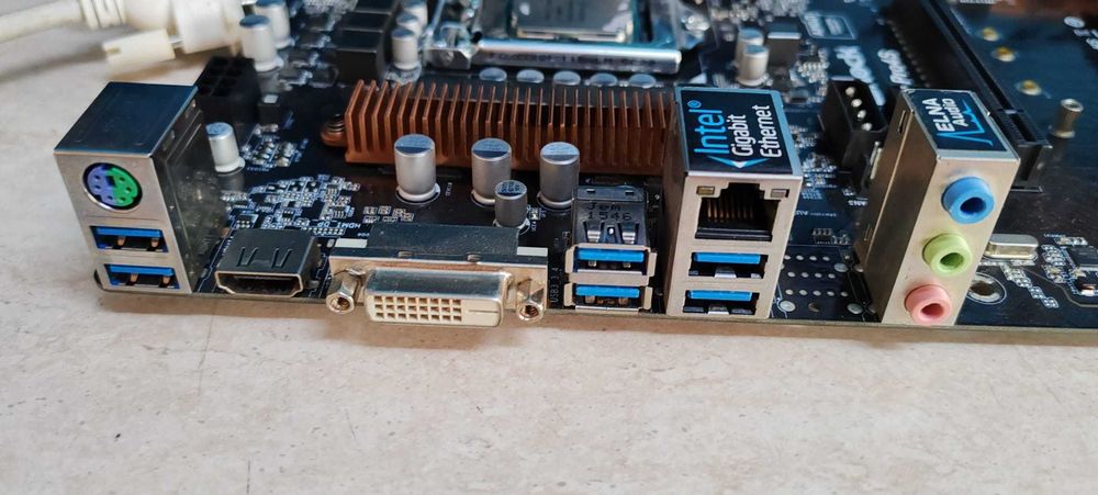 Placa de baza 1151 Procesor i5 7400 Cooler Memorie Ram DDR4 16 GB Test