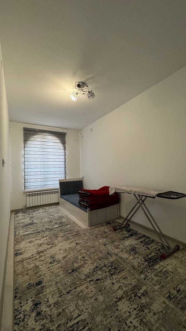 Golden HOuse Assalom Sohil 3 комнатная 4 окна сквозная чистая квартира