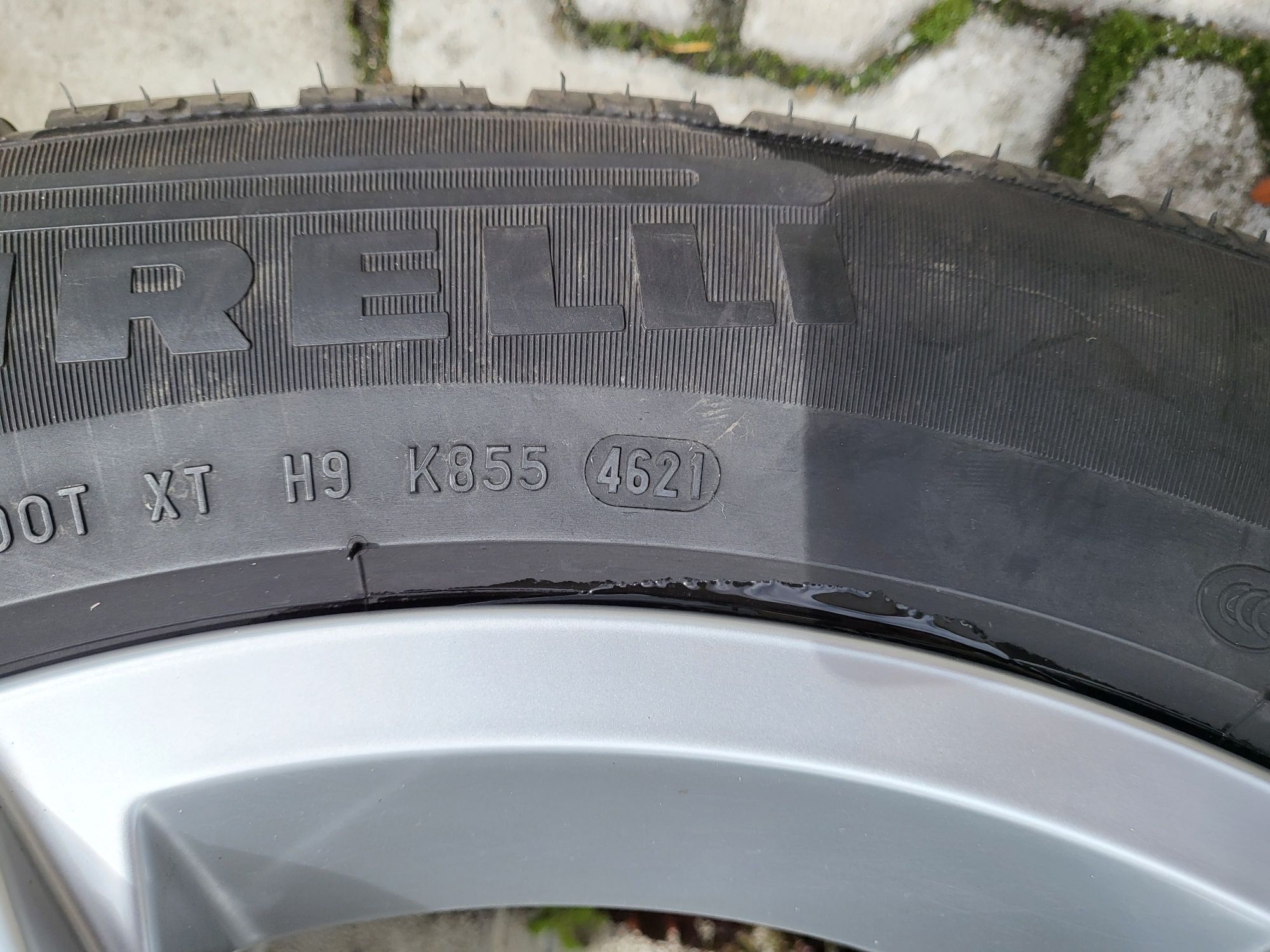 Jante aliaj originale Wolkswagen, anvelope Pirelli 235 55 18