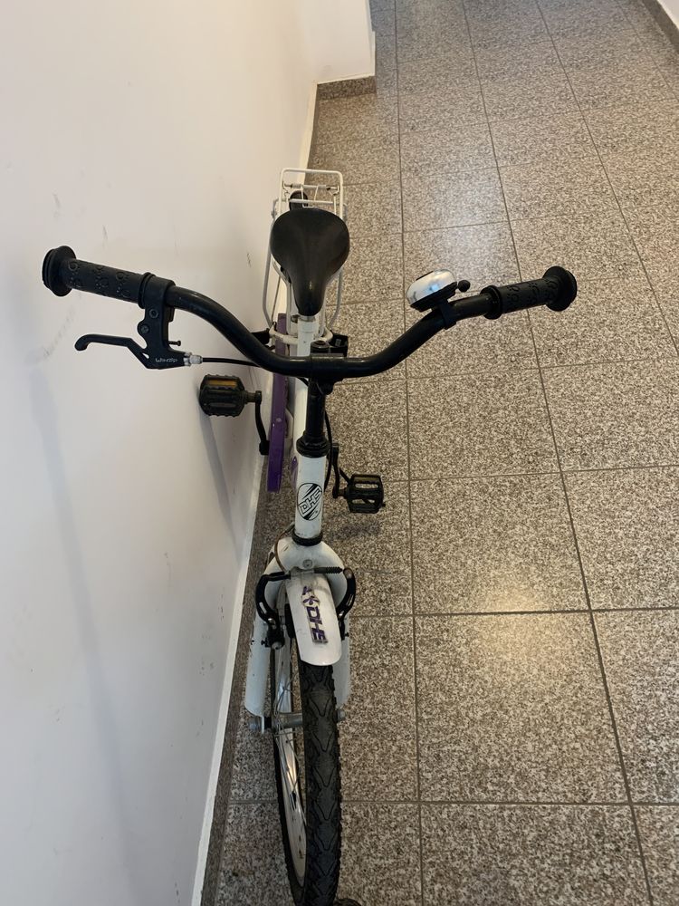 Vand bicicleta 6-10 ani!