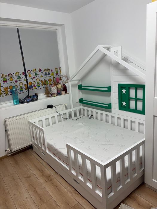 Pat casuta montessori