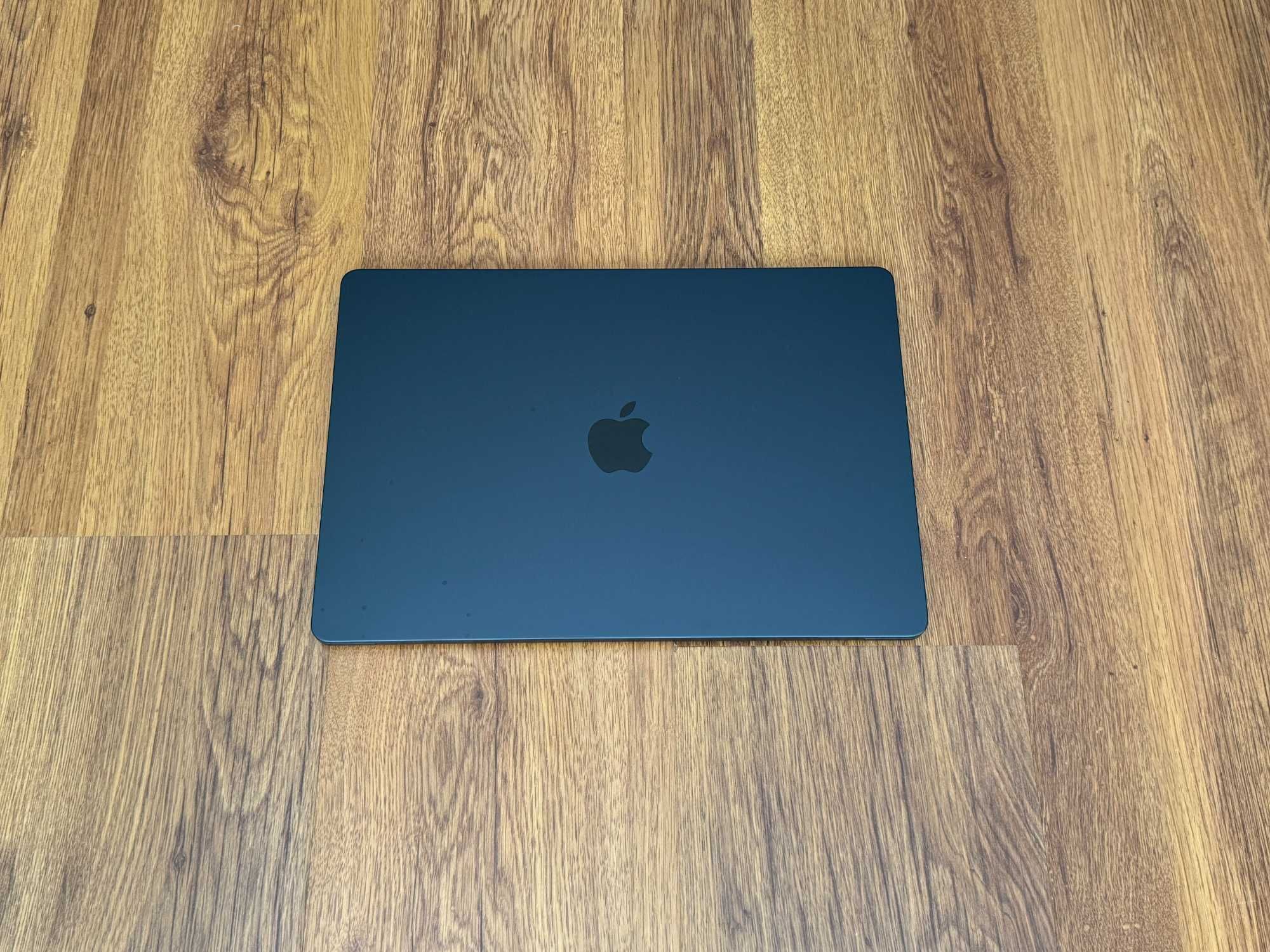 НОВ 15' 2024 Apple MacBook Air M3 Midnight 8GB RAM/256GB SSD/Гаранция