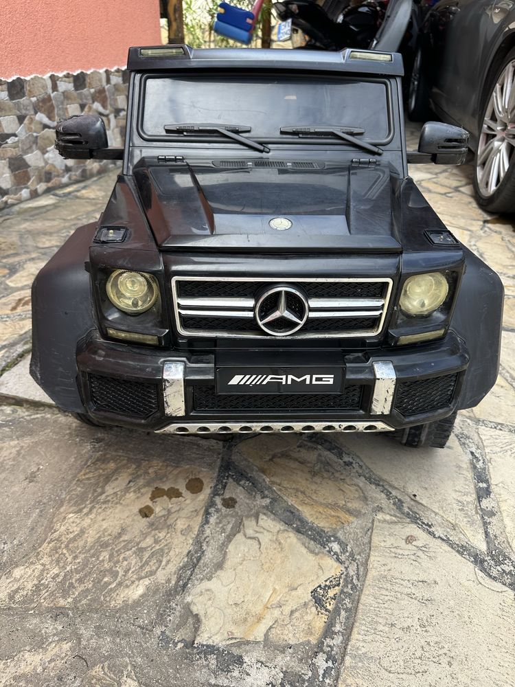 Детска акумулаторна кола мецедес 6X6