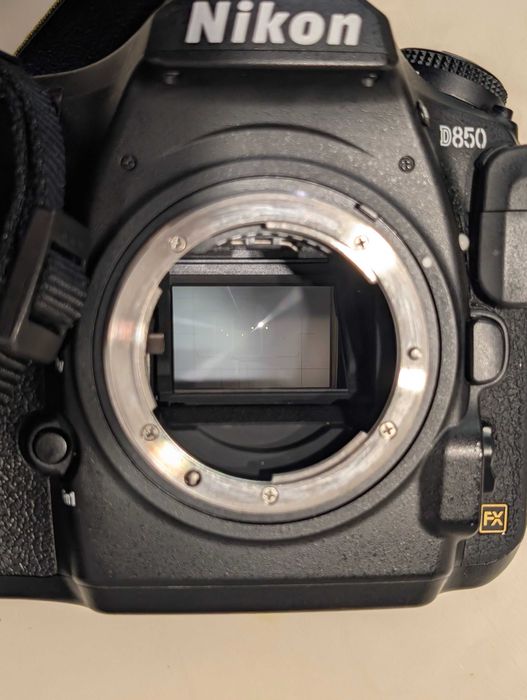 Nikon D850 – много добро състояние, 50K кадъра