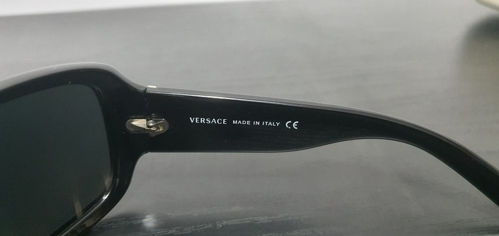Ochelari de soare Versace negri cu cristale