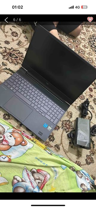 Ноутбук Hp  на каспи стоит 400к купила месяц назад с гарантии на год