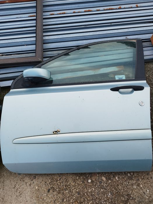 Преден капак заден и врати за Фиат Стило 2004г.