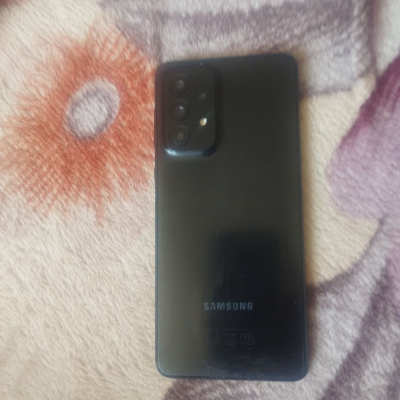 Samsung a33 5g..