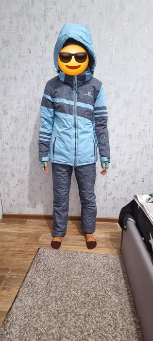 Лыжный костюм в хорошем состоянии.