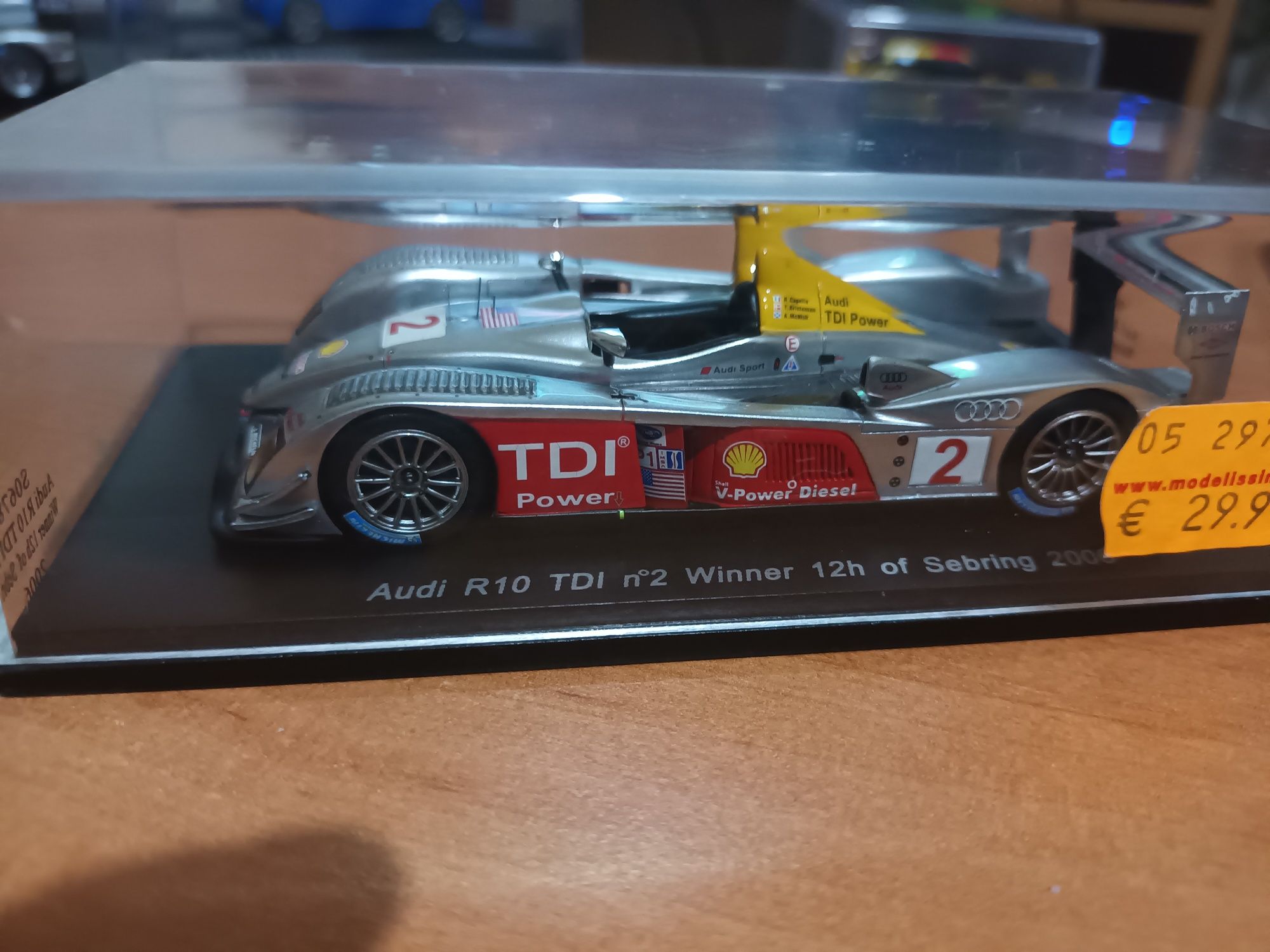 Ауди R15 и R10 мащаб 1/43