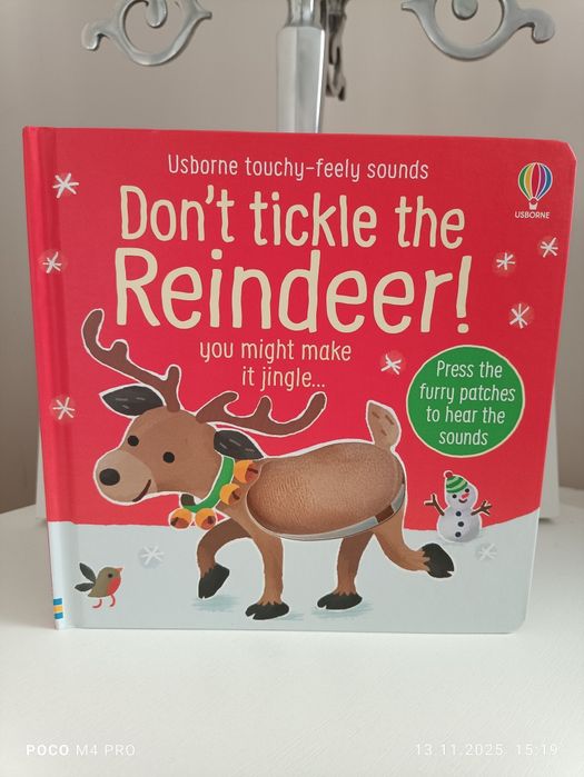 Carte senzoriala și cu sunete Usborne Don't tickle The Reindeer! Nouă