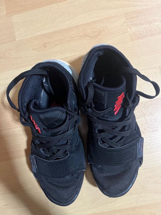 Vand geaca nike adolescenți