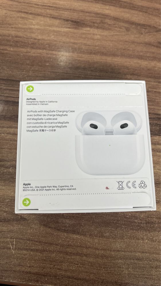 Продам новые запечатанные AirPods 3 поколение