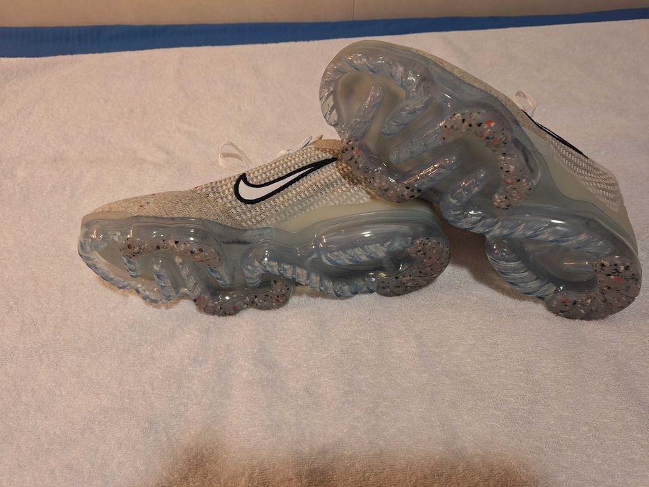 Чисто нови дамски маратонки NIKE VAPORMAX 2021 FK