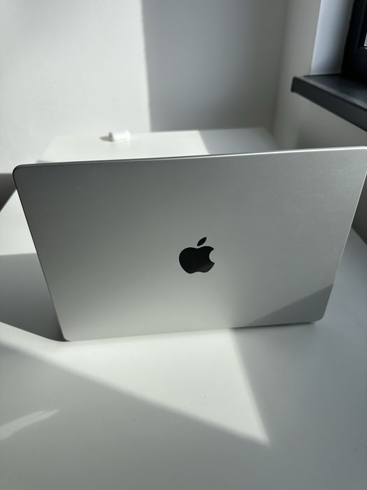 MacBook Pro 14" M1 pro 16gb 512gb ssd stare perfecta