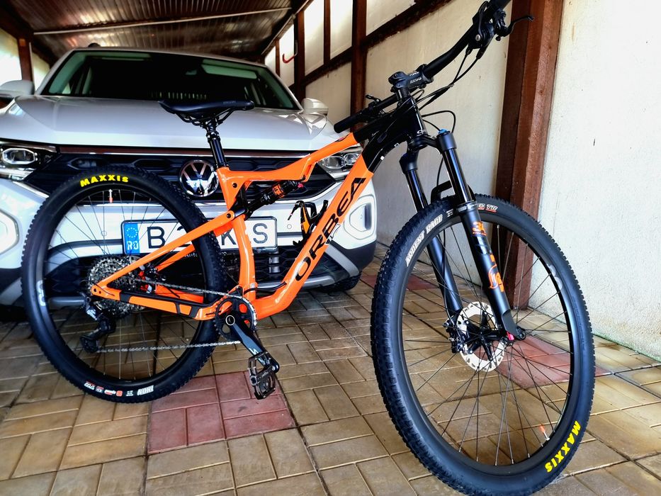 Full suspension Orbea OIZ H2O 29" FOX Float Orange Black