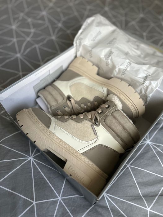 Дамски зимни боти Bench