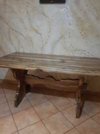 Masa din lemn masiv de nuc