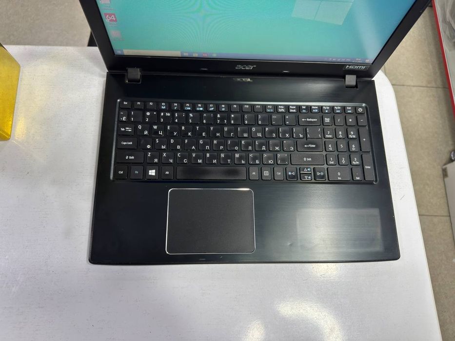 Acer i5-7200U 6GB 1TB MX130